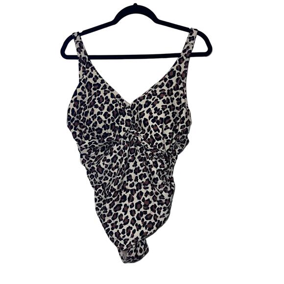 Kona Sol Other - Kona Sol Women’s Animal Print Plus Size Swimsuit Size 16W EUC